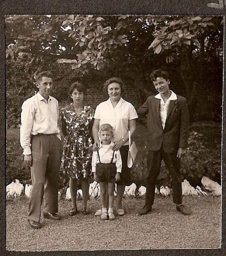 0069 - COMBLAIN-LA-TOUR : la famille Bardo