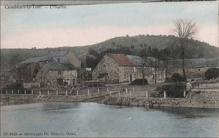 0086 : COMBLAIN-LA-TOUR – Carte postale : Place du Wez